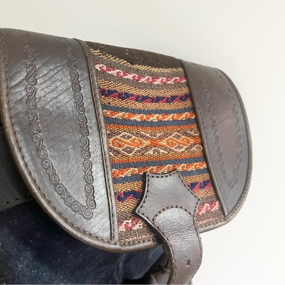 Vintage Tooled Leather Suede Woven Backpack Boho Vintage Rucksack Mochata 90's - Picture 10 of 11